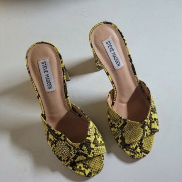 Yellow Snake Print Slip On Block Heel Mules - Picture 3 of 6